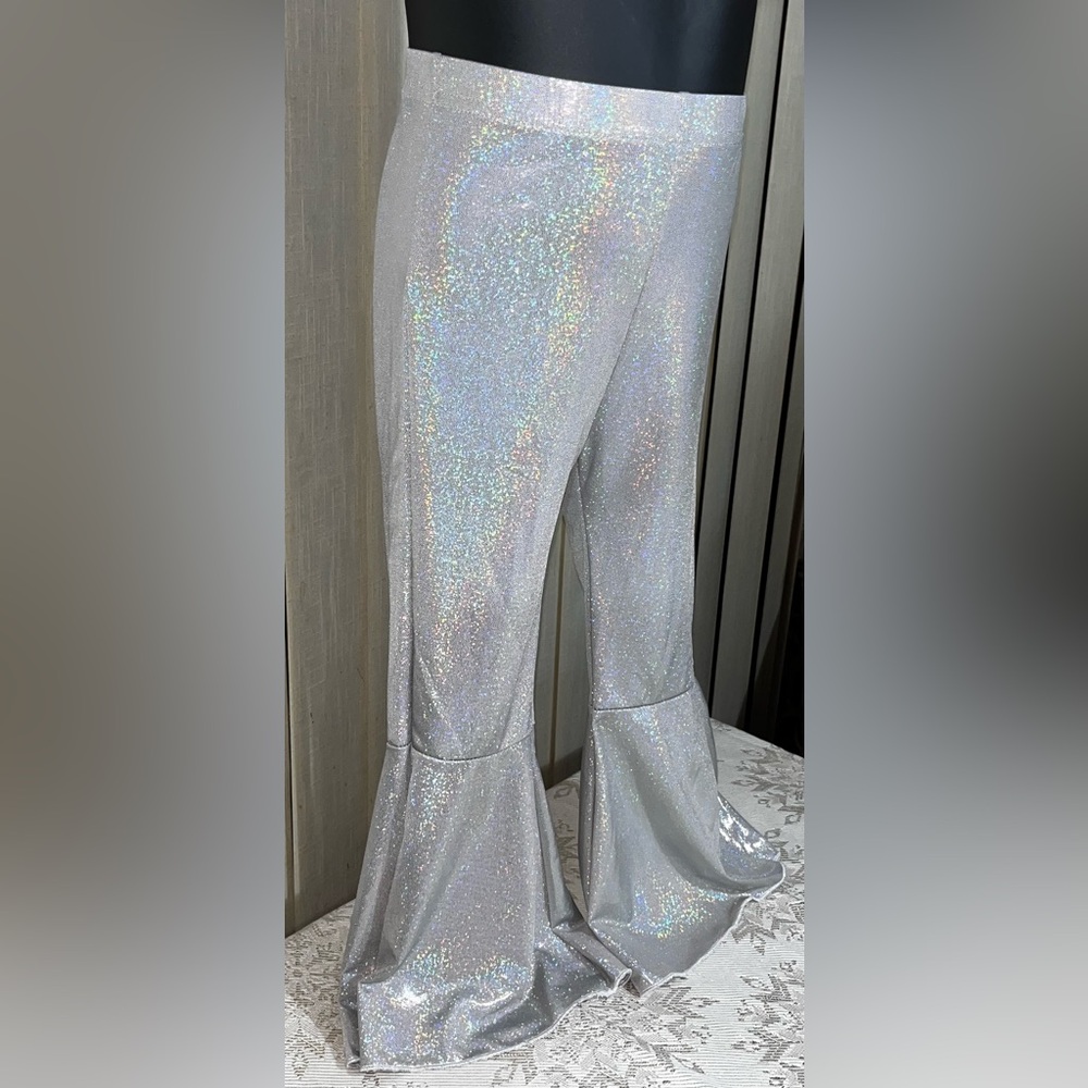 NWOT! Sparkly Silver Kids Girl’s Flared Bottoms Sz 4-5 - Picture 3 of 8